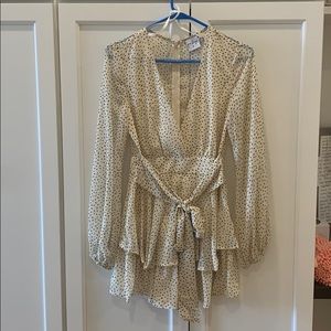 Princess Polly romper- never worn